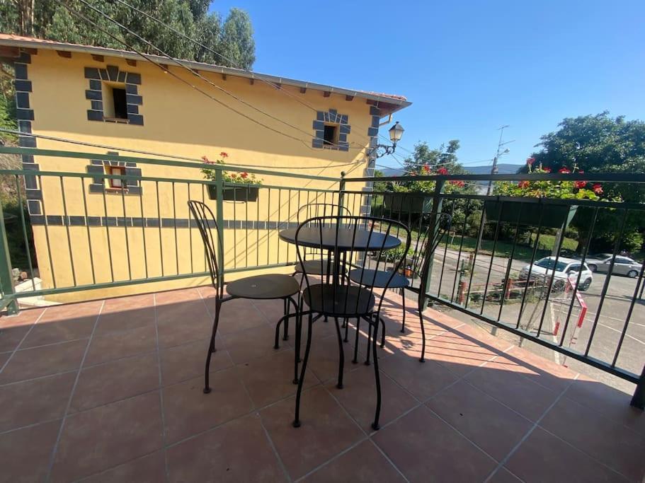 Casa En Montealegre Reformada Y Acogedora Sámano Zewnętrze zdjęcie